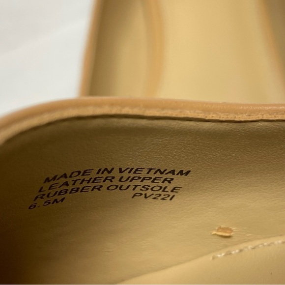 Michael Michael Kors Brown Leather Pointy Toe Pump 6 1/2 M - Picture 12 of 15